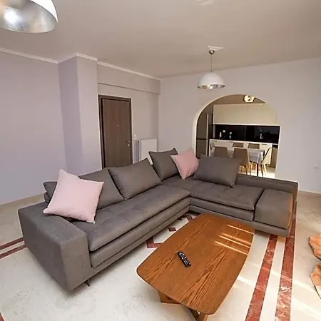 Stoudios Georgias Hotel
