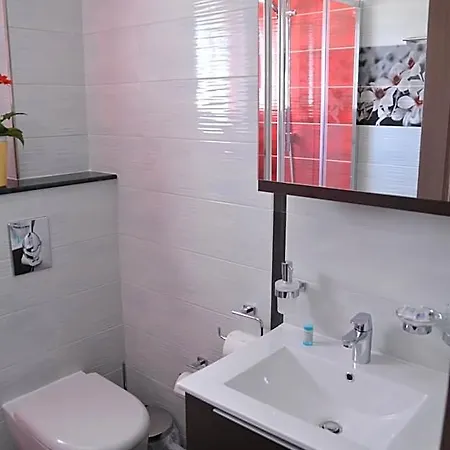 Hotel Stoudios Georgias *