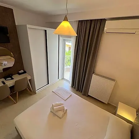 Hotel Stoudios Georgias Vartholomio