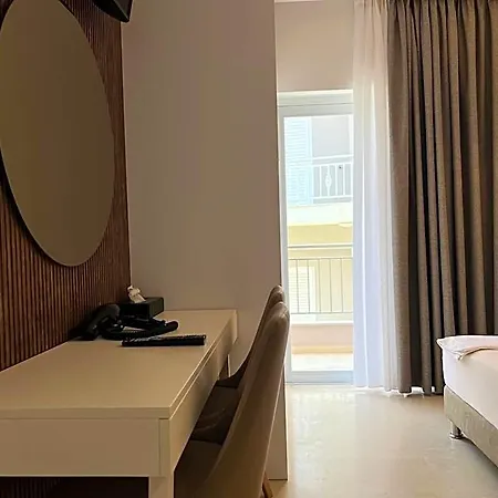 Stoudios Georgias Hotel *